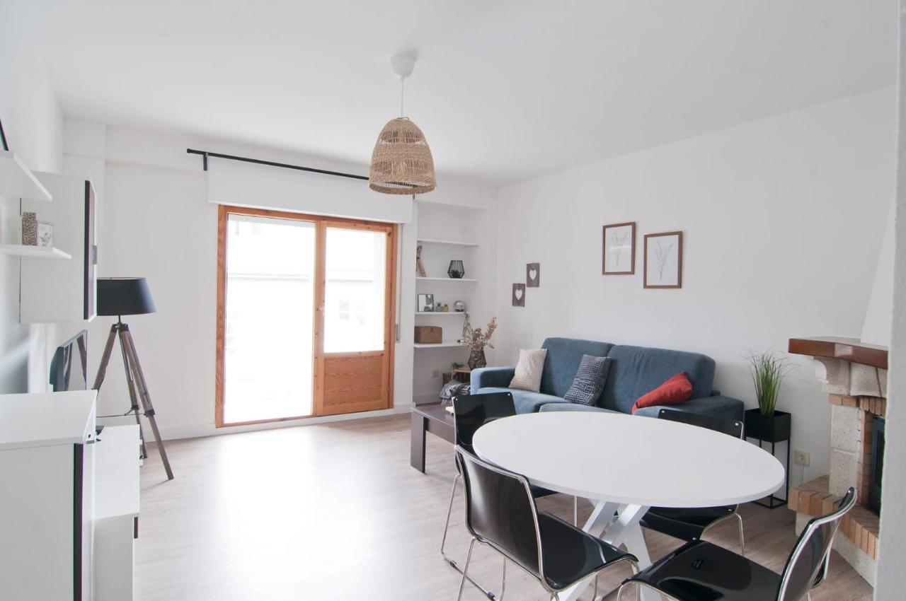 Apartamento Arroyo Bates Jaca Exterior foto